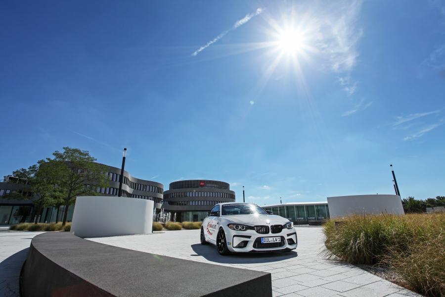  BMW M2 Coupe by Lightweight Performance (F87) 2016 года  (фото 12 из 42)
